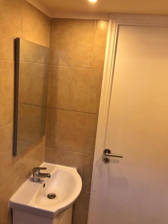 Argo Apartment 15Min From The Airport, 1Min From The Beach Artemis City Center Extérieur photo