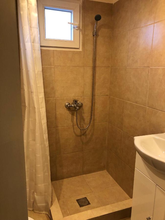 Argo Apartment 15Min From The Airport, 1Min From The Beach Artemis City Center Extérieur photo
